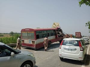bus_truck_accedent